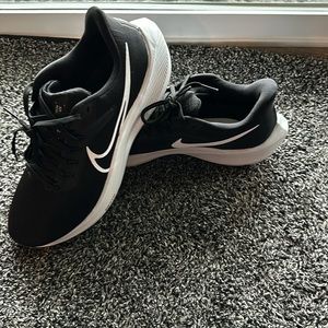 Men’s Nike Air Zoom Pegasus Sneakers